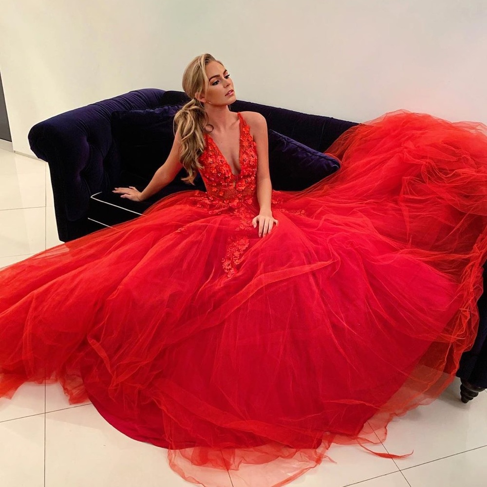 Jovani red plunging Floral lace tulle ball gown maxi dress tailored for 5”3 & 👇